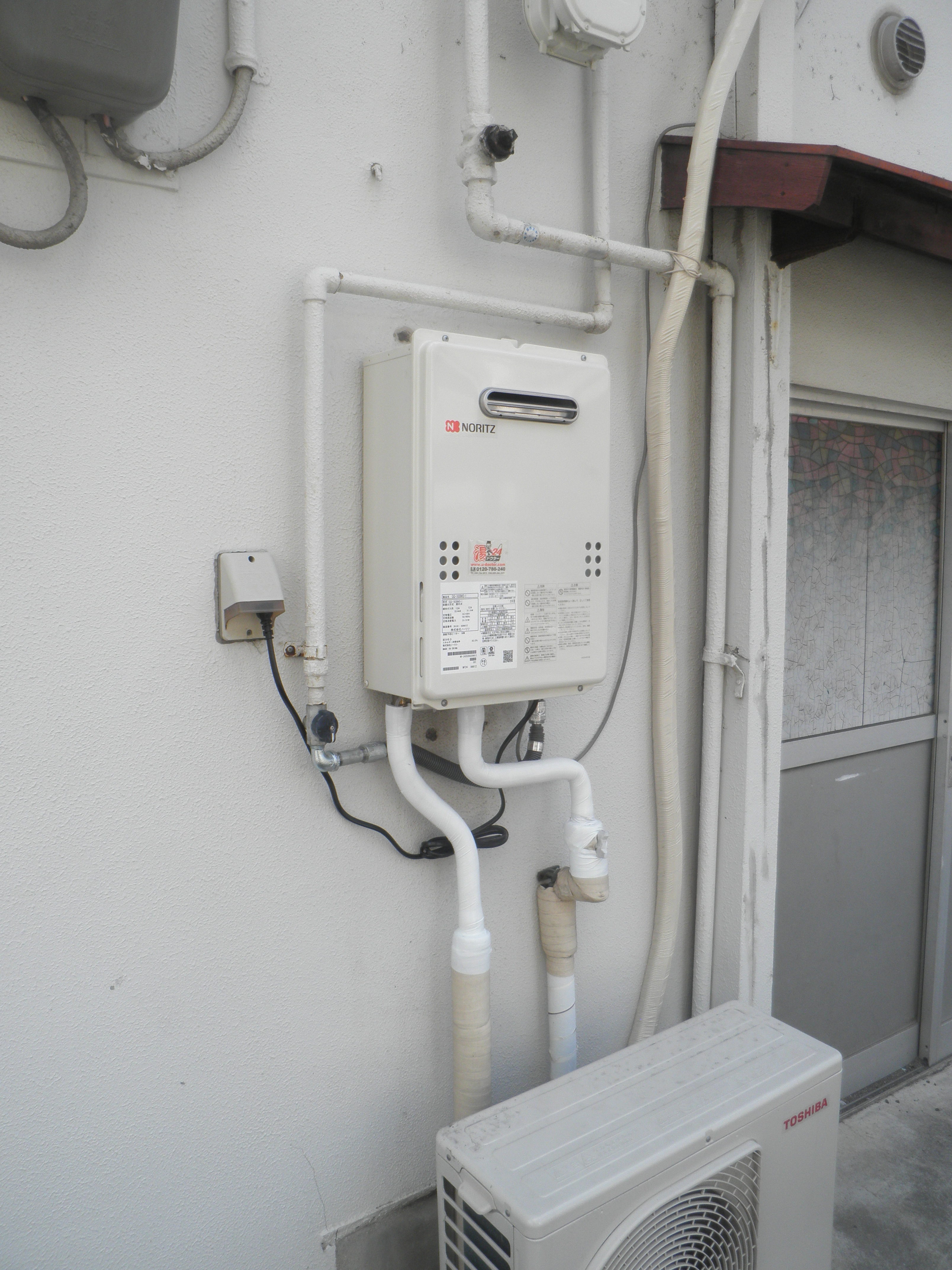 大放出セール ノーリツ 16号 ガス給湯器 給湯専用 屋内壁掛 強制給排気形 オートストップ